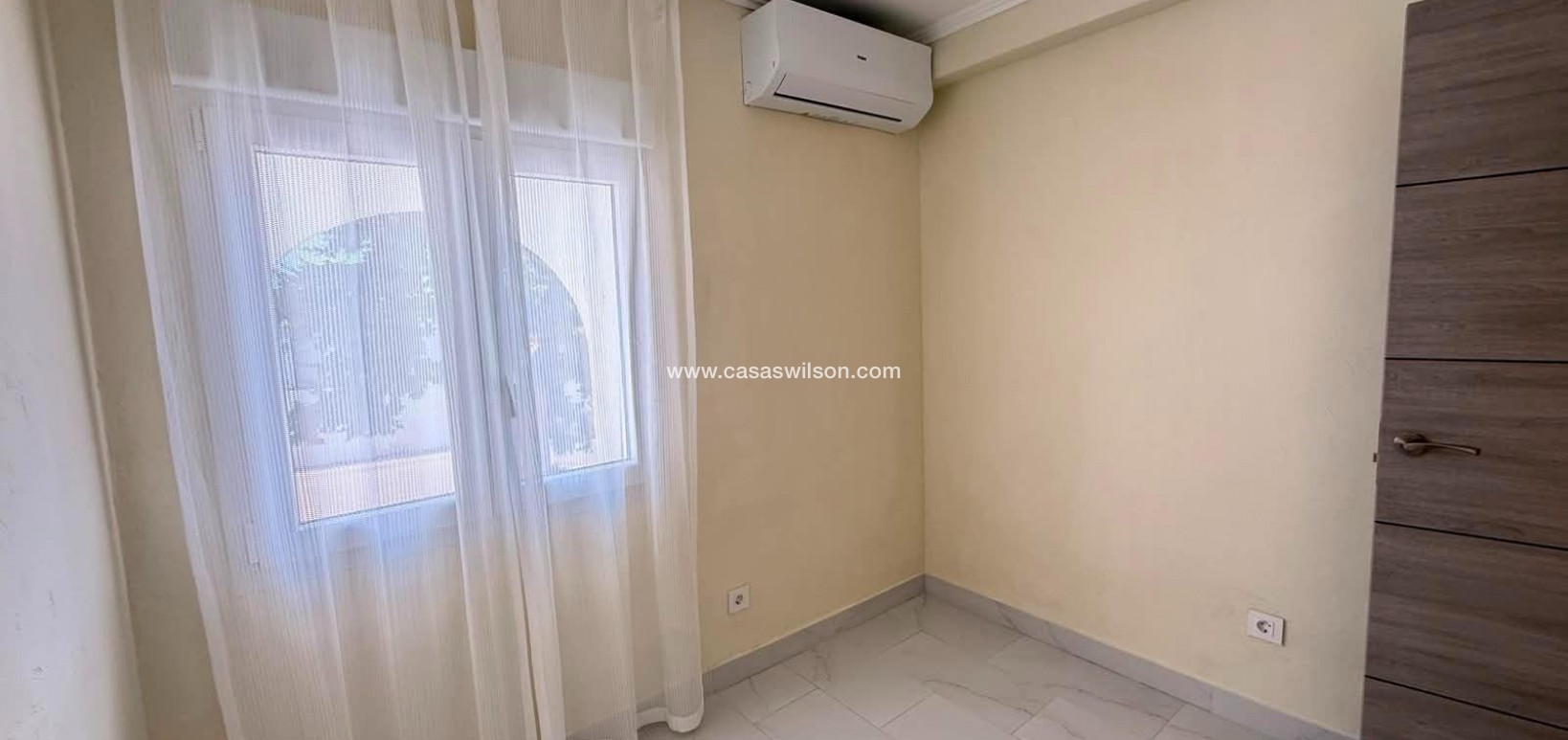 Sale - Townhouse - Torrevieja - Calas blanca