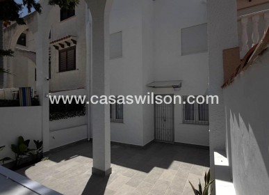Sale - Townhouse - Torrevieja - Calas blanca