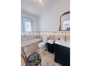 Bestaande bouw - Villa - Orihuela Costa - Costa Blanca