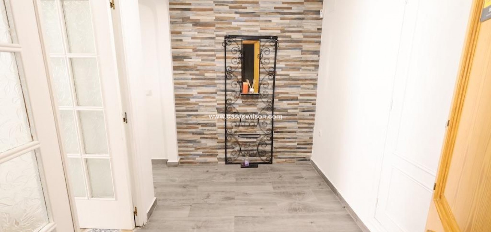 Bestaande bouw - Appartement - Torrevieja - Costa Blanca