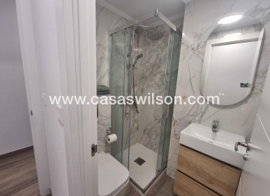 Bestaande bouw - Appartement - Torrevieja - Estacion De Autobuses