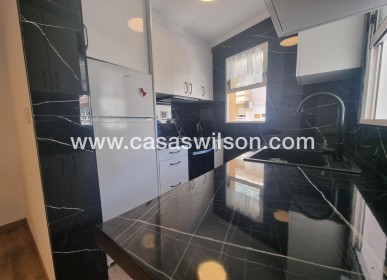 Bestaande bouw - Appartement - Torrevieja - Estacion De Autobuses