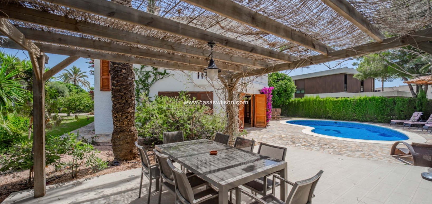 Sale - Villa - Cabo Roig
