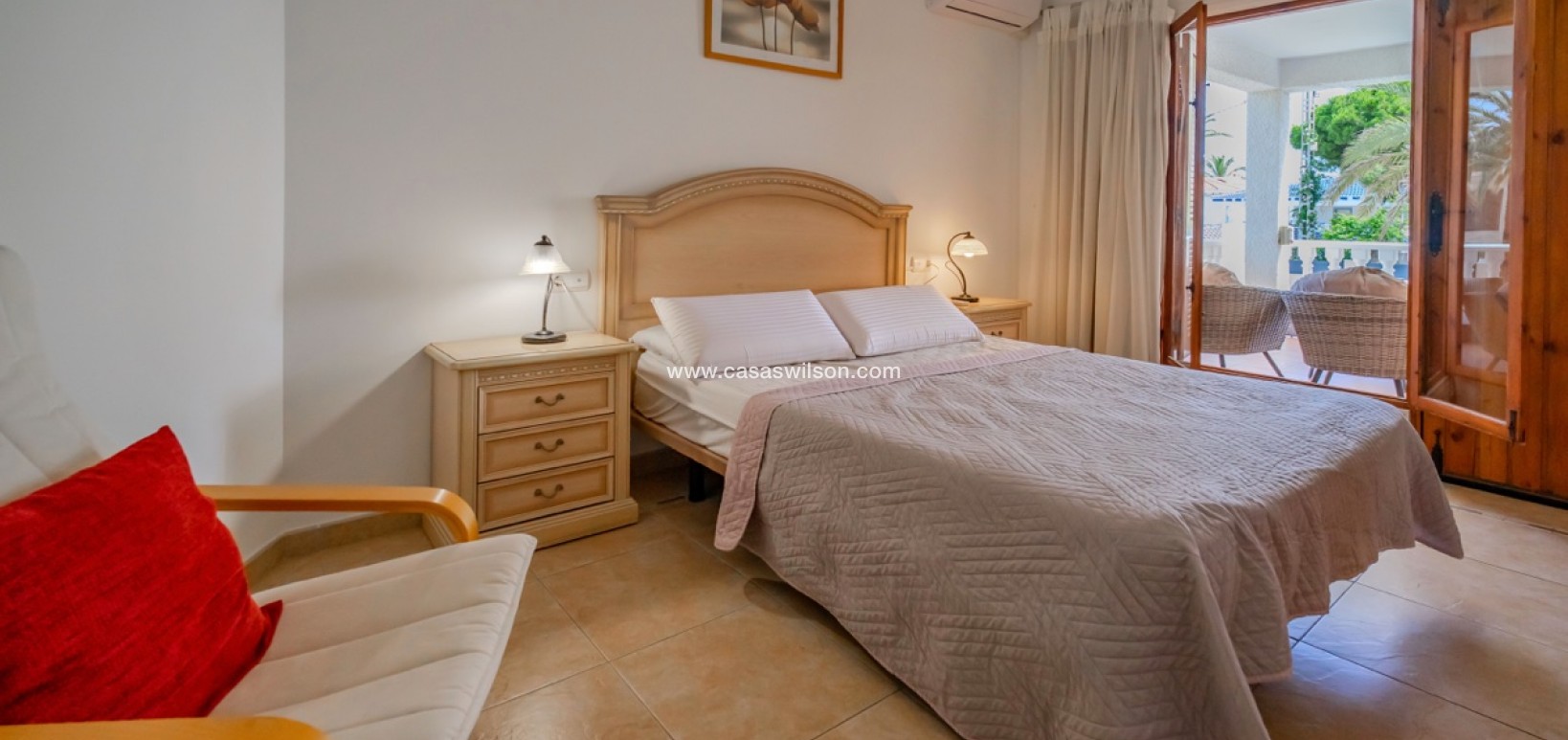 Sale - Villa - Cabo Roig