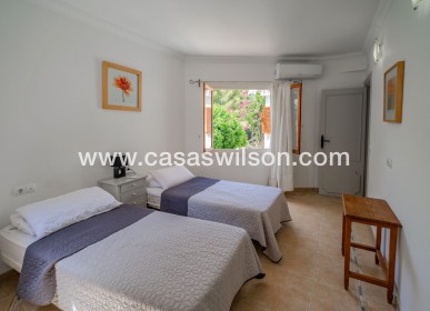 Sale - Villa - Cabo Roig