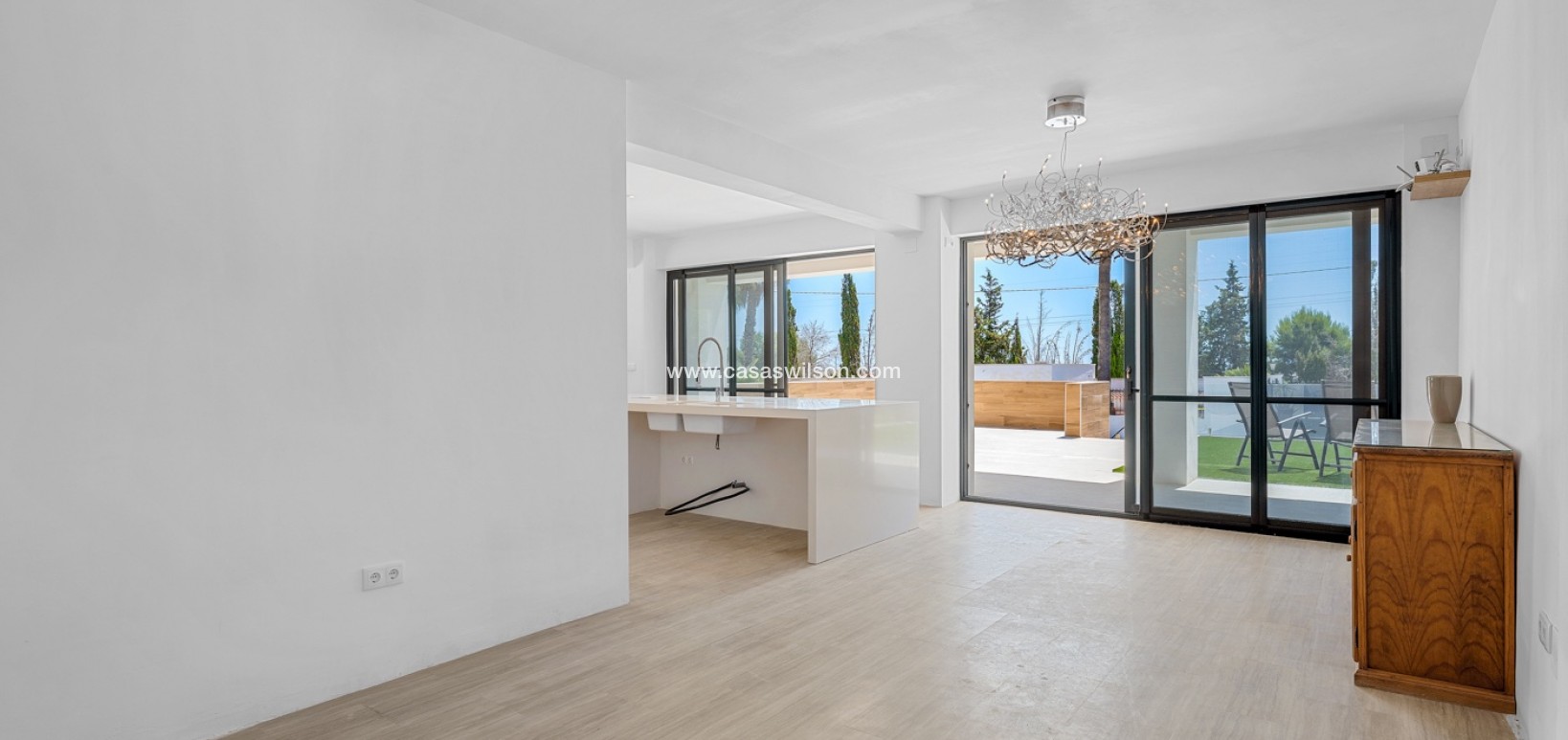 Sale - Country Property - Los Montesinos - La Herrada
