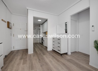 Venta - Apartamento - Torrevieja - Estacion De Autobuses