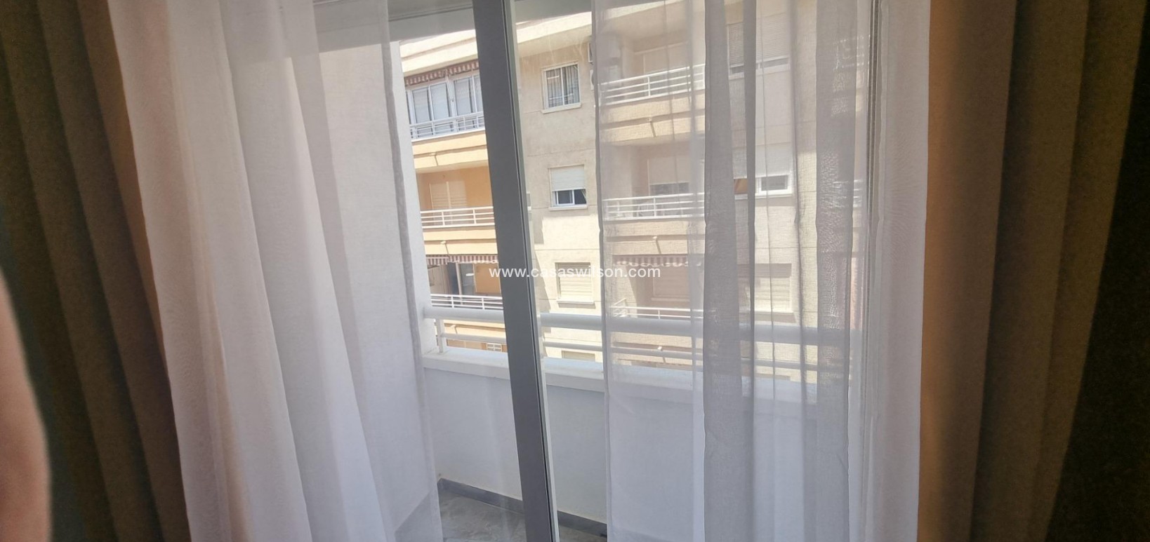 Bestaande bouw - Appartement - Torrevieja - Estacion De Autobuses