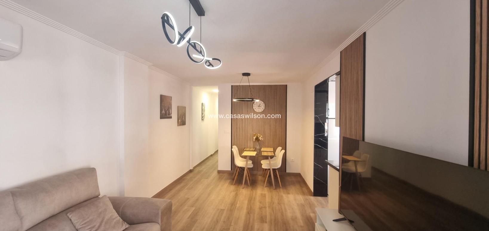 Bestaande bouw - Appartement - Torrevieja - Estacion De Autobuses