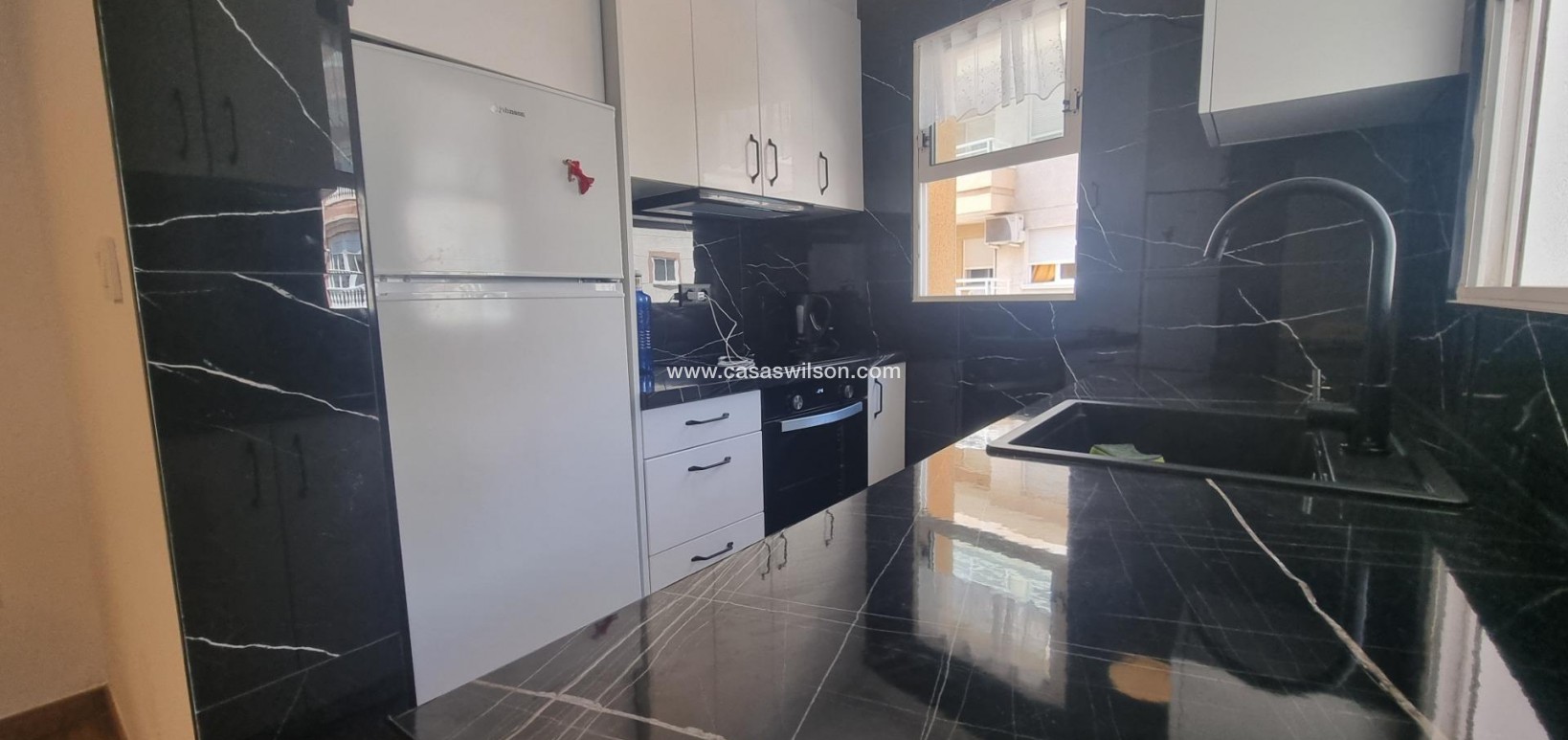 Bestaande bouw - Appartement - Torrevieja - Estacion De Autobuses