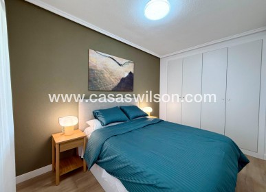 Sale - Apartment - Torrevieja - Habaneras