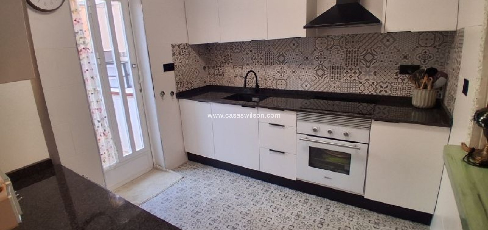 Sale - Apartment - Torrevieja - Costa Blanca
