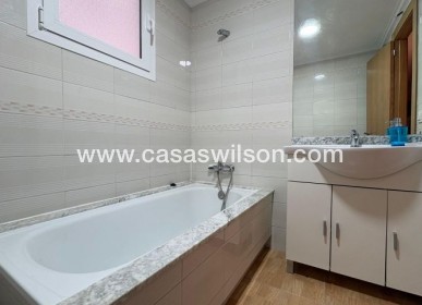 Sale - Appartement - Torrevieja - Costa Blanca