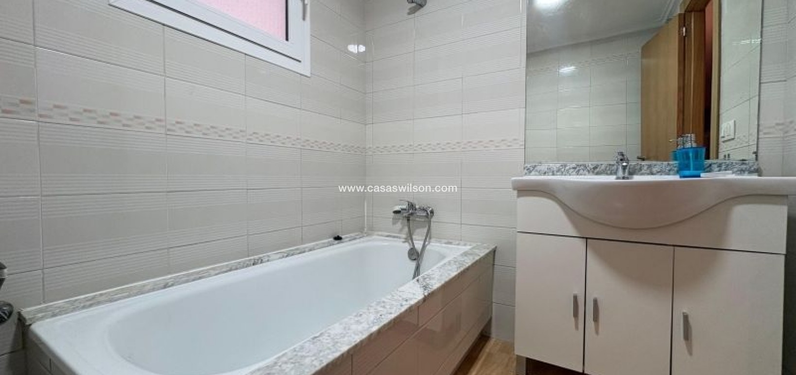 Sale - Appartement - Torrevieja - Costa Blanca