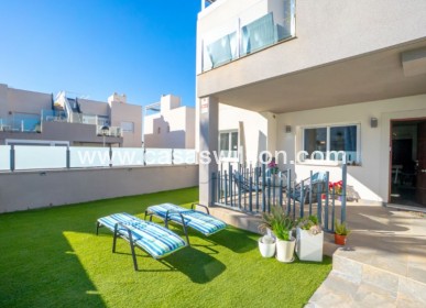 Sale - Apartment - Torrevieja - Costa Blanca
