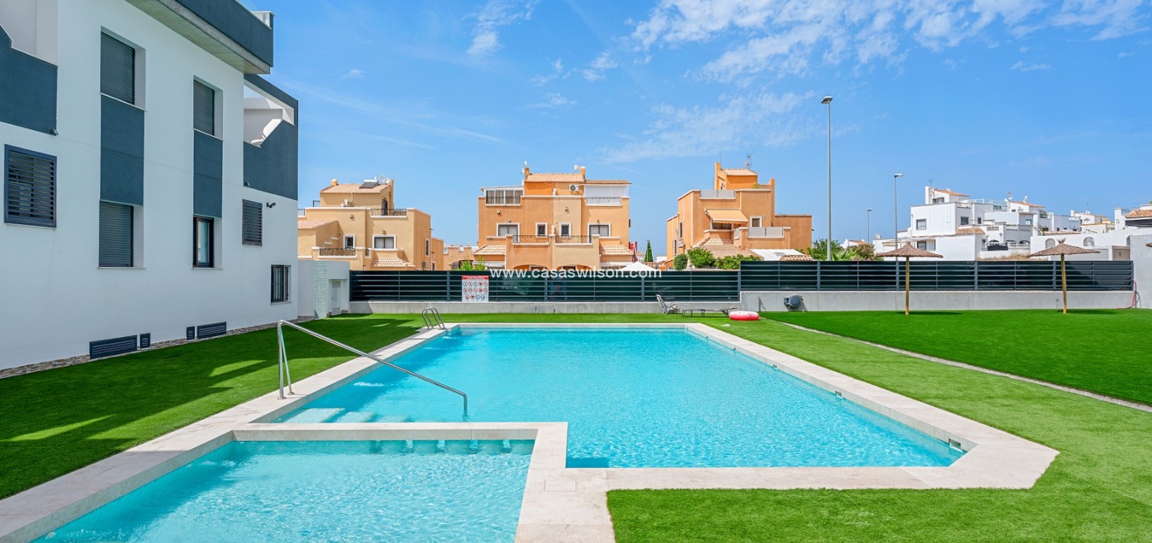 Sale - Apartment - Torrevieja - Costa Blanca