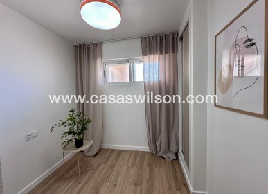 Sale - Apartment - Torrevieja - Habaneras