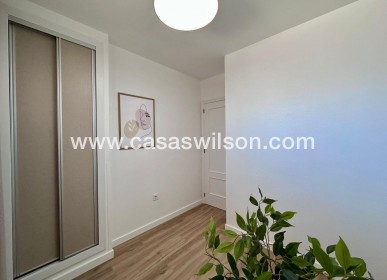 Sale - Apartment - Torrevieja - Habaneras