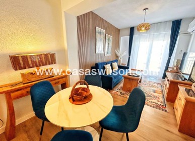 Sale - Apartment - Torrevieja - Centro