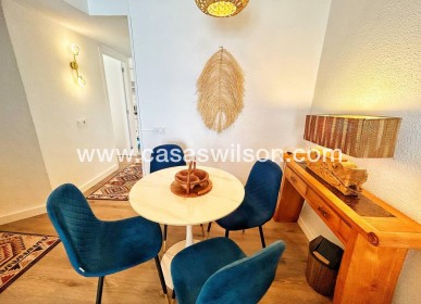 Sale - Apartment - Torrevieja - Centro