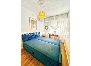 Sale - Apartment - Torrevieja - Centro