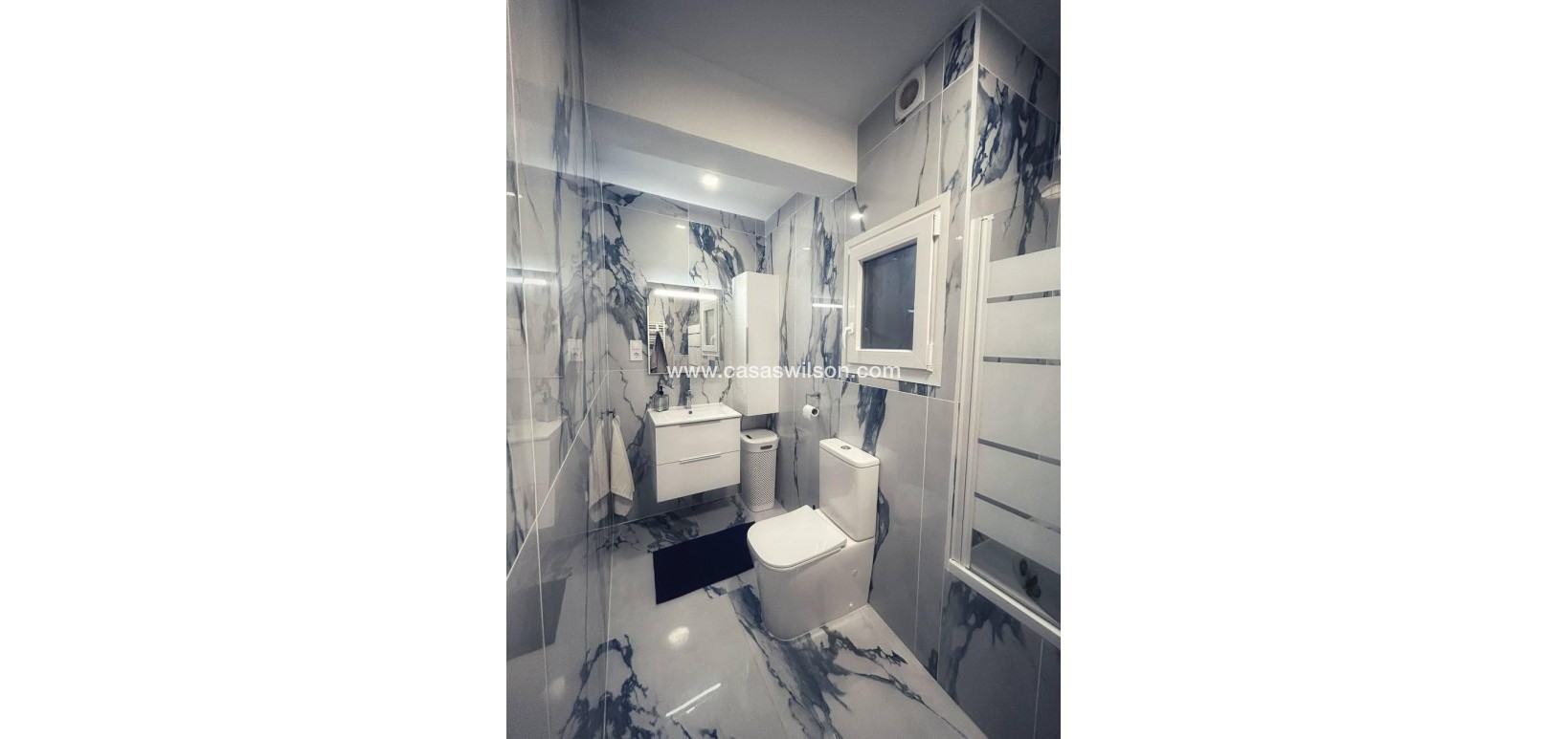 Sale - Apartment - Torrevieja - Centro