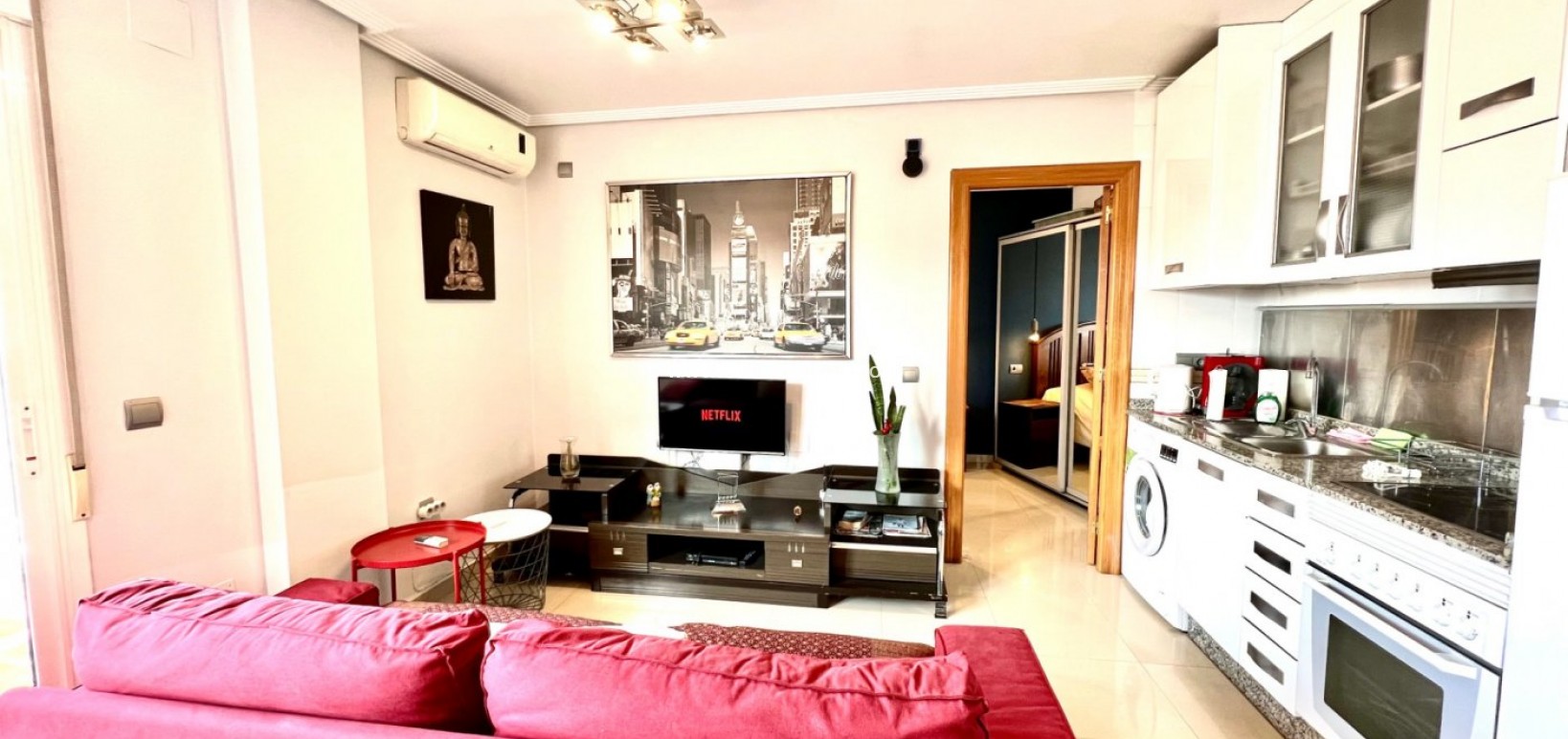 Sale - Apartment - Torrevieja - Centro