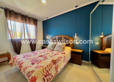 Sale - Apartment - Torrevieja - Centro