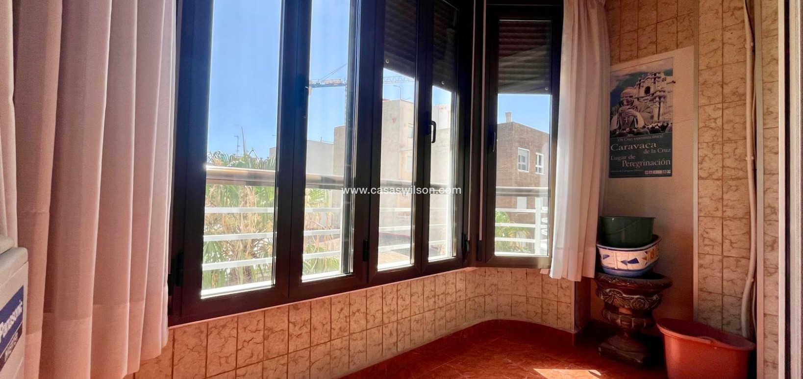 Sale - Apartment - Torrevieja - Centro