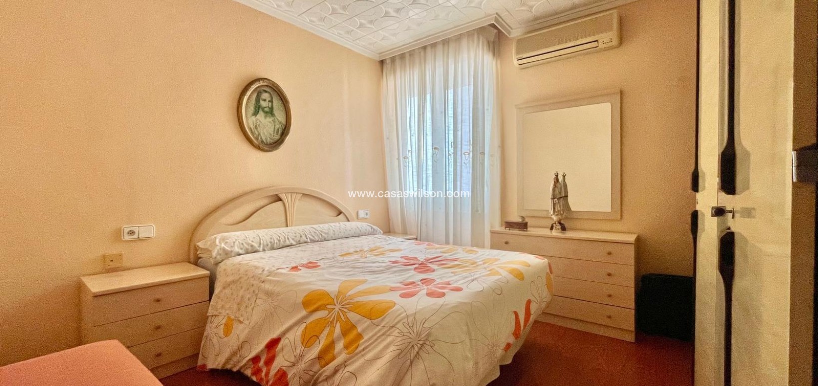 Sale - Apartment - Torrevieja - Centro