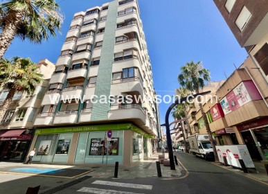 Sale - Apartment - Torrevieja - Centro