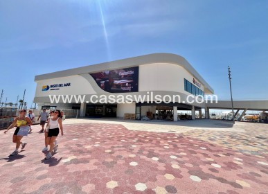 Sale - Apartment - Torrevieja - Centro