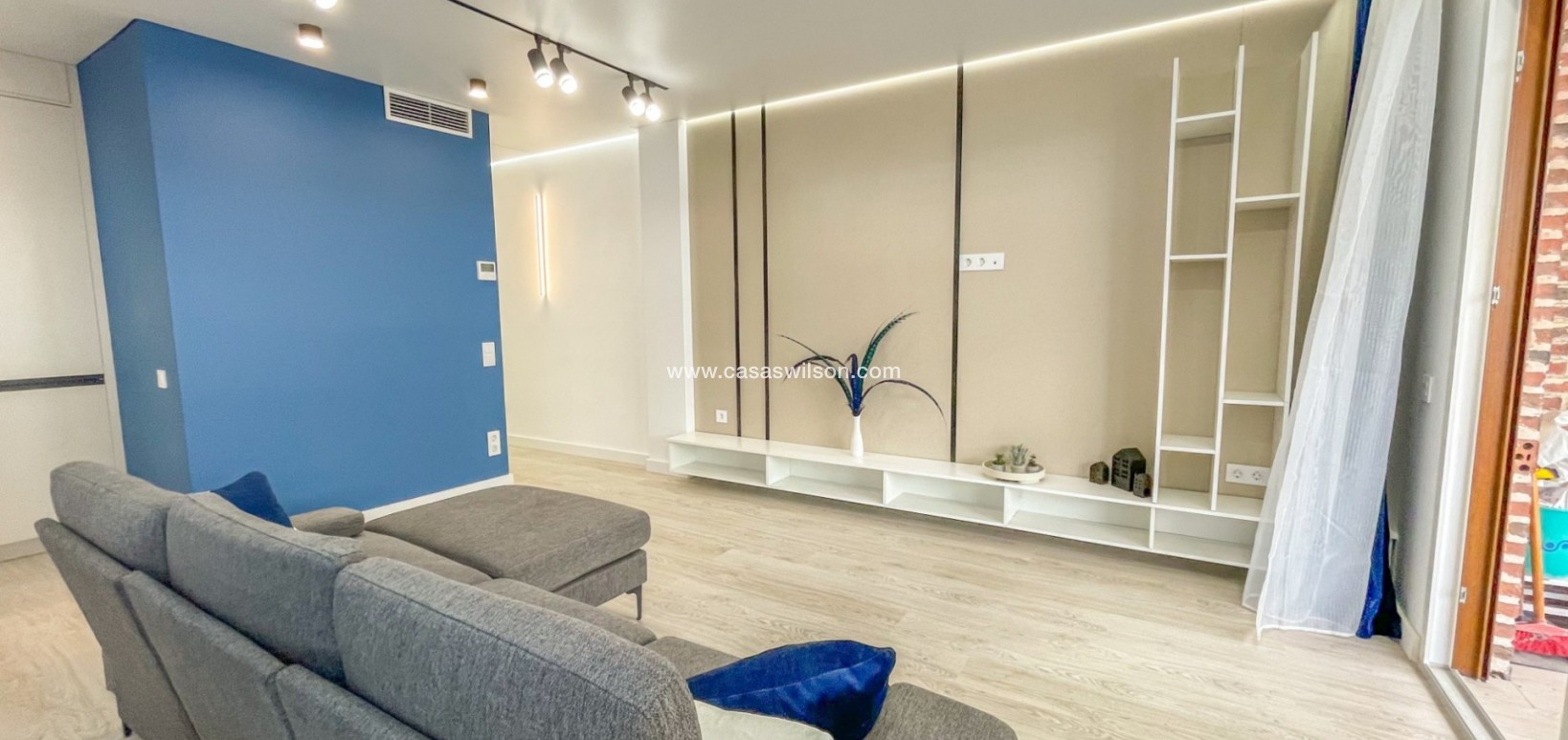 Sale - Apartment - Torrevieja - Costa Blanca