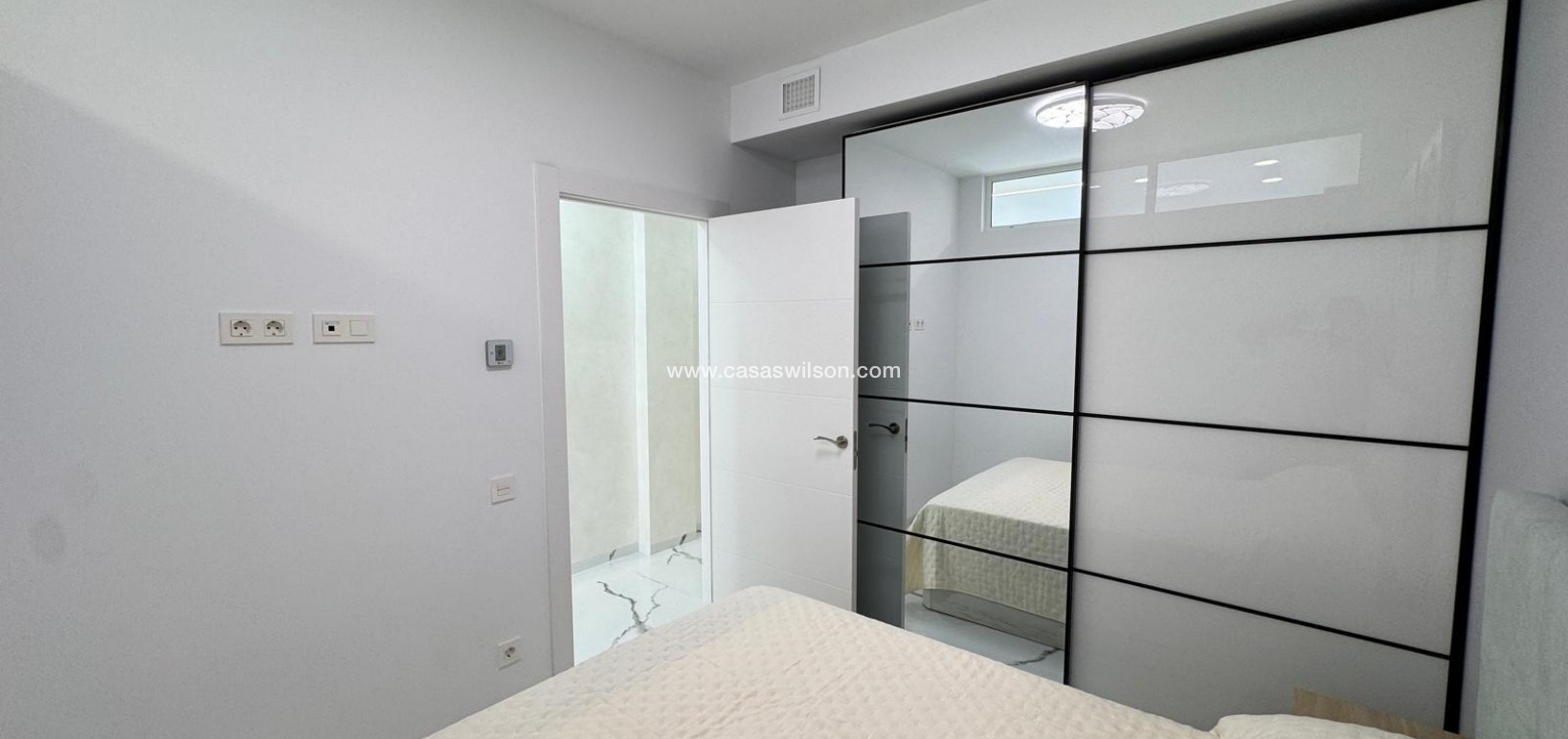 Sale - Appartement - Torrevieja - Estacion De Autobuses
