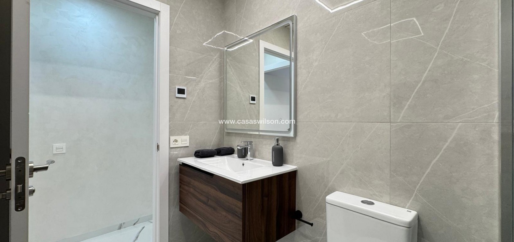 Sale - Appartement - Torrevieja - Estacion De Autobuses
