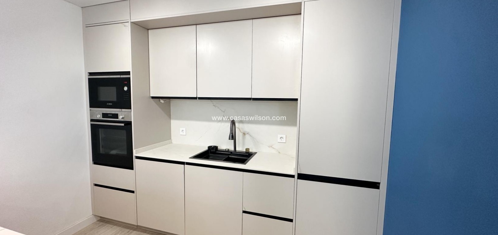 Sale - Apartment - Torrevieja - Costa Blanca