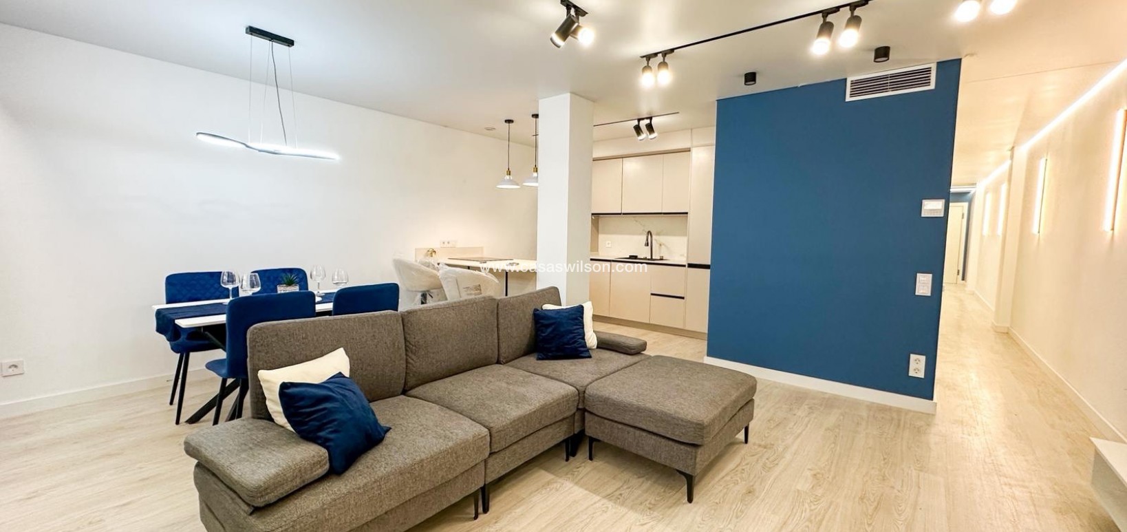 Sale - Apartment - Torrevieja - Costa Blanca