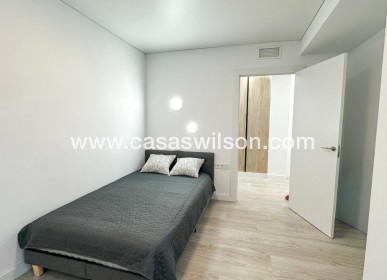 Sale - Apartment - Torrevieja - Costa Blanca