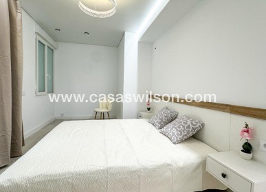 Sale - Apartment - Torrevieja - Costa Blanca