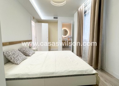 Sale - Apartment - Torrevieja - Costa Blanca
