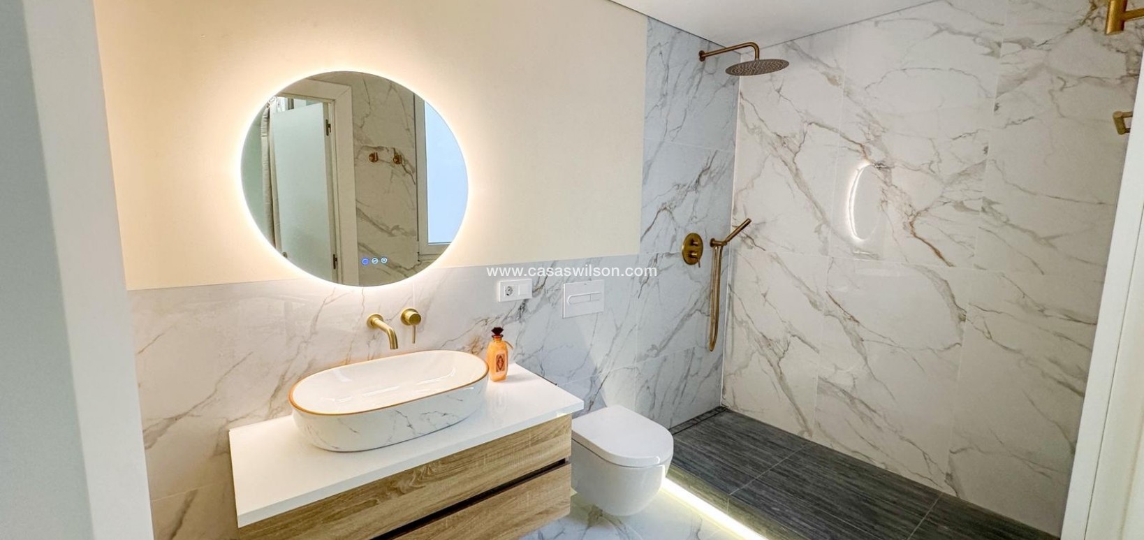 Sale - Apartment - Torrevieja - Costa Blanca