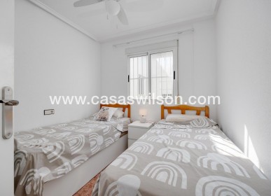 Sale - Apartment - Torrevieja - Centro