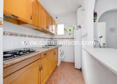Sale - Apartment - Torrevieja - Centro