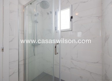 Sale - Apartment - Torrevieja - Centro