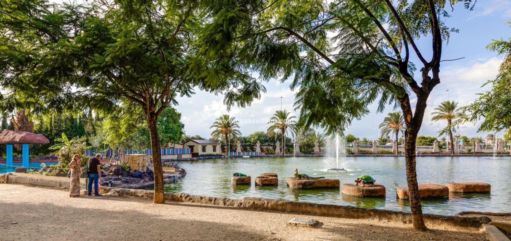 Sale - Apartment - Torrevieja - Centro