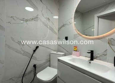 Sale - Appartement - Torrevieja