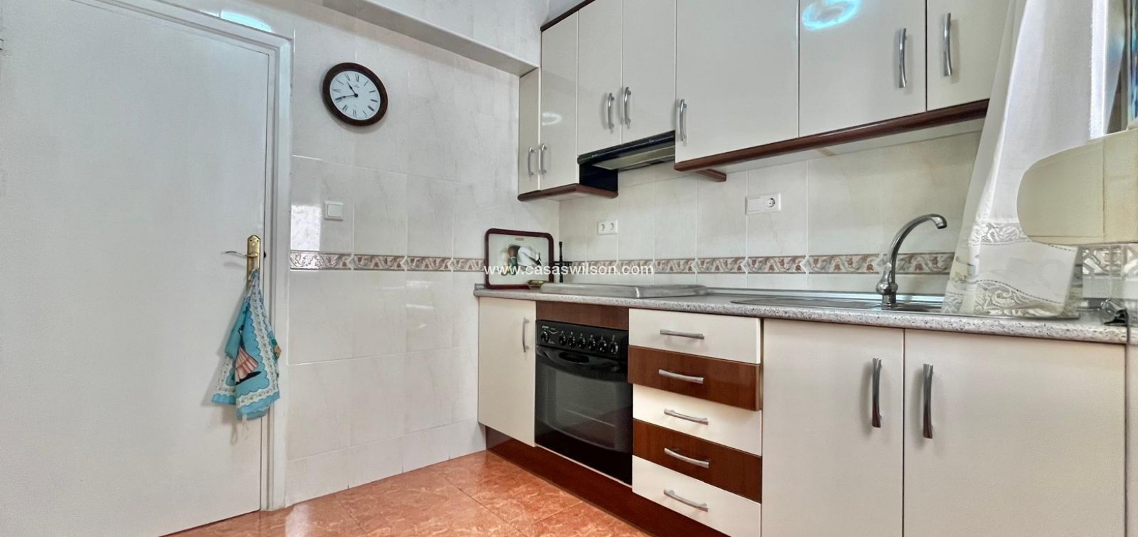 Sale - Apartment - Torrevieja - Estacion De Autobuses