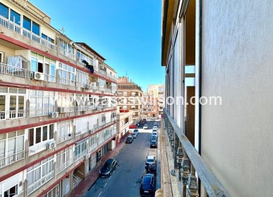 Sale - Apartment - Torrevieja - Centro