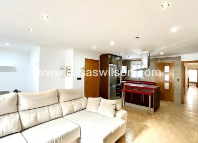 Sale - Apartment - Torrevieja - Centro