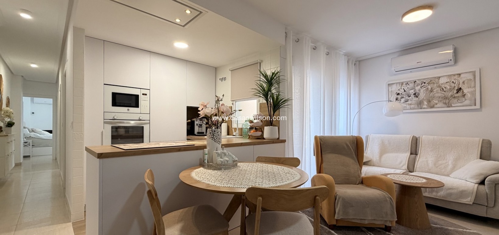 Sale - Apartment - Torrevieja - Costa Blanca